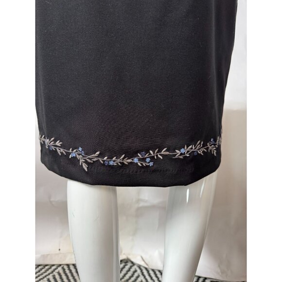 Gap Womens Black Embroidered Hem Midi Skirt Size 6 Polyester Rayon Spandex - Picture 3 of 16